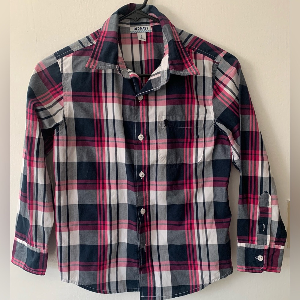 Preowned Old Navy Long Sleeve Plaid Shirt.